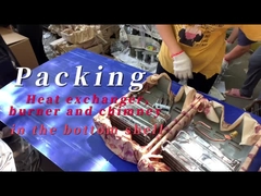 Embalagem do trocador de calor, do queimador e da chaminé na casca inferior